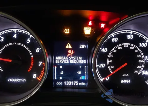 2011 Mitsubishi Outlander Sport Se z USA, uszkodzony, nr VIN JA4AR4AU2BZ004109